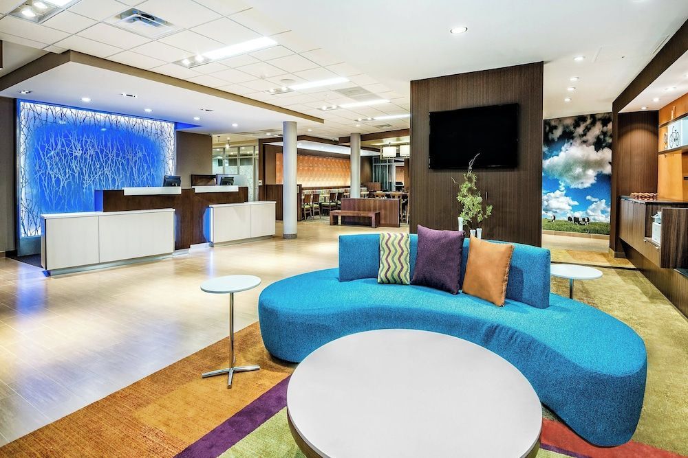 Fairfield Inn & Suites Van Canton Area 2