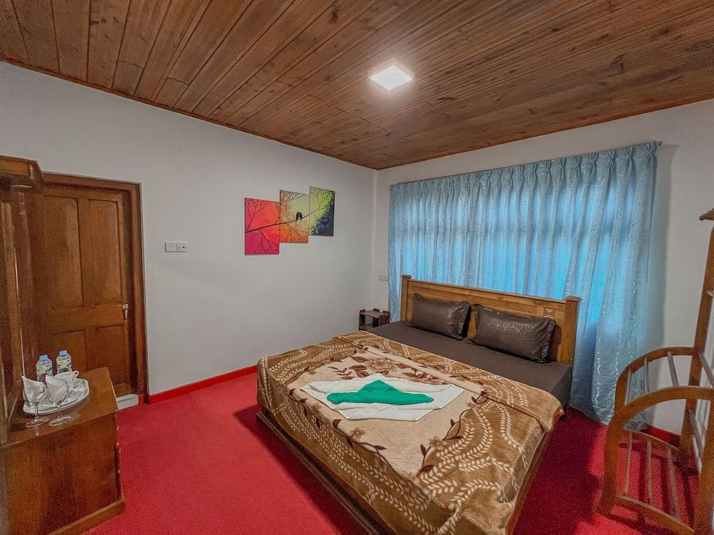 Royal Guest Inn 2