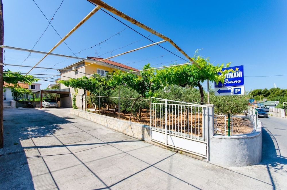Apartments Ivana 1