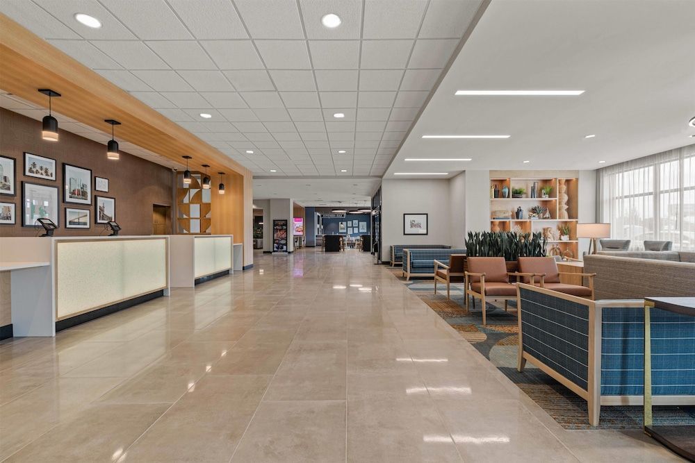 Drury Plaza Hotel Tampa Brandon 2