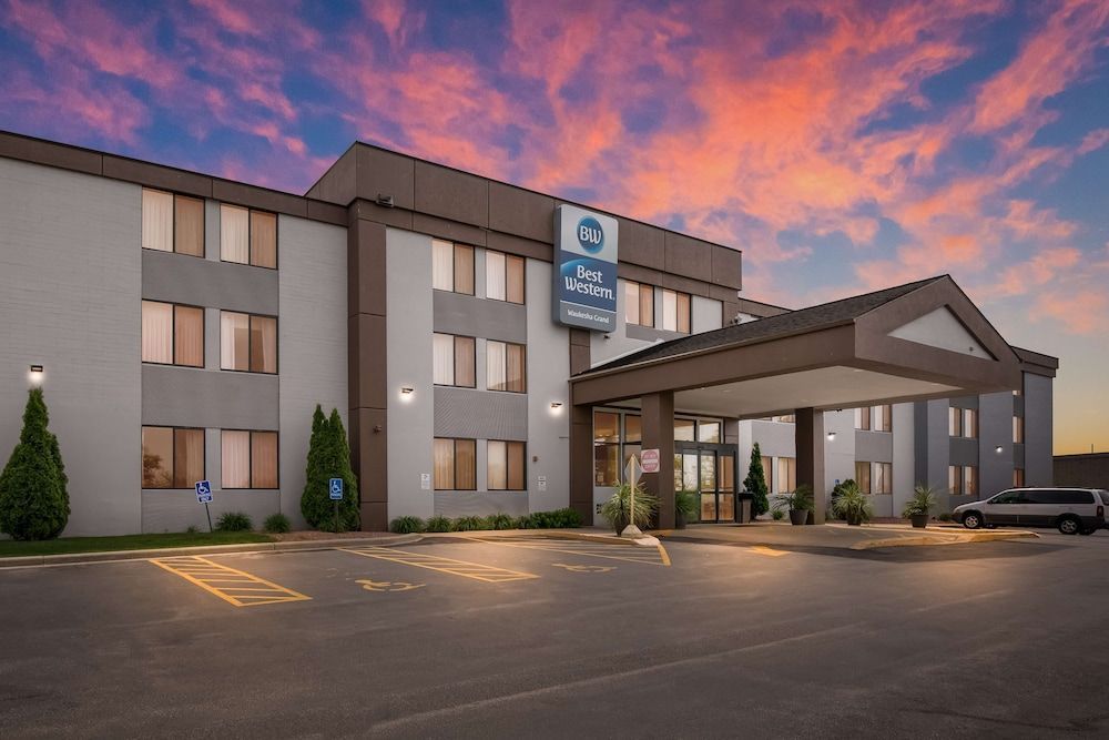 Best Western Waukesha Grand 1