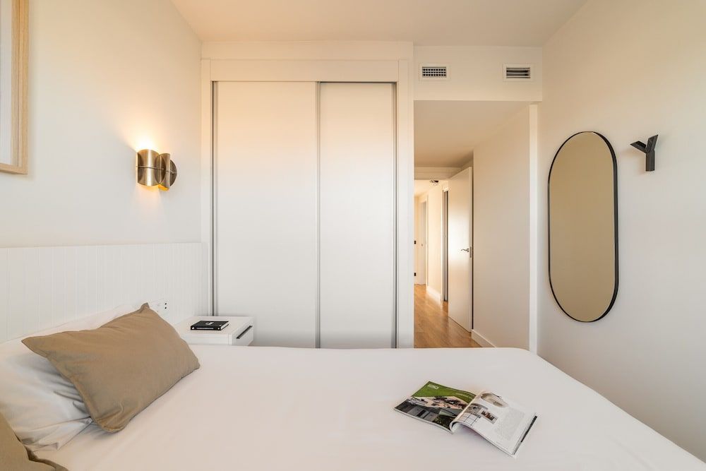 Port Forum Apartments By Olala Homes 2