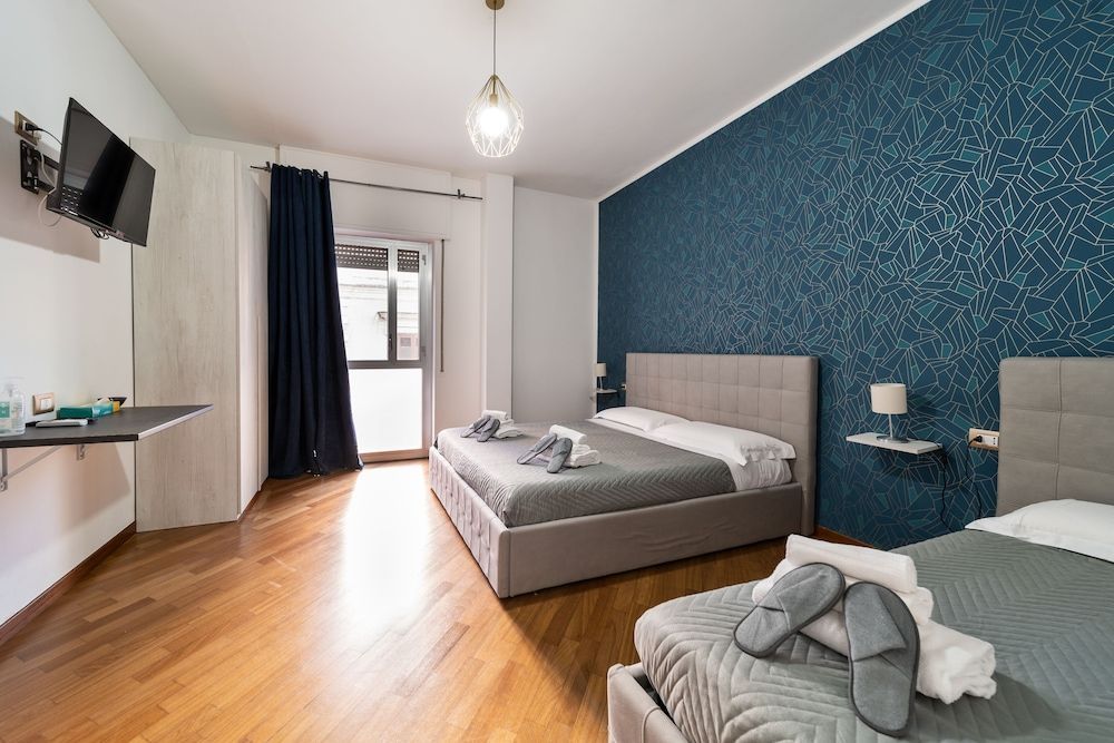 Dante 138 Class rooms & apartments 1