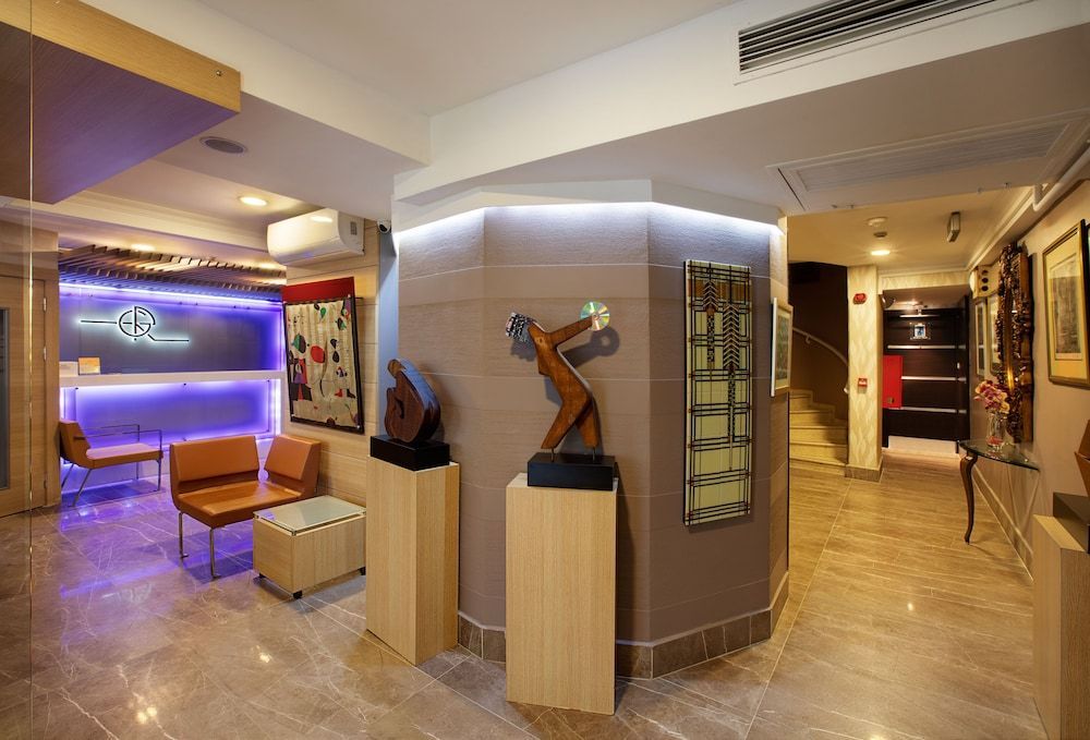 Gallery Residence & Hotel 2