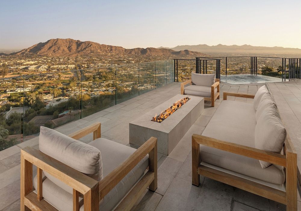 Sanctuary Camelback Mountain Resort and Spa 1