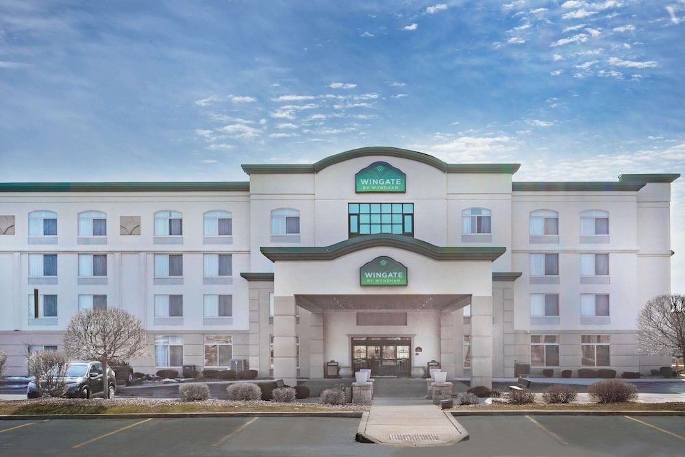 Wingate by Wyndham Tinley Park 1