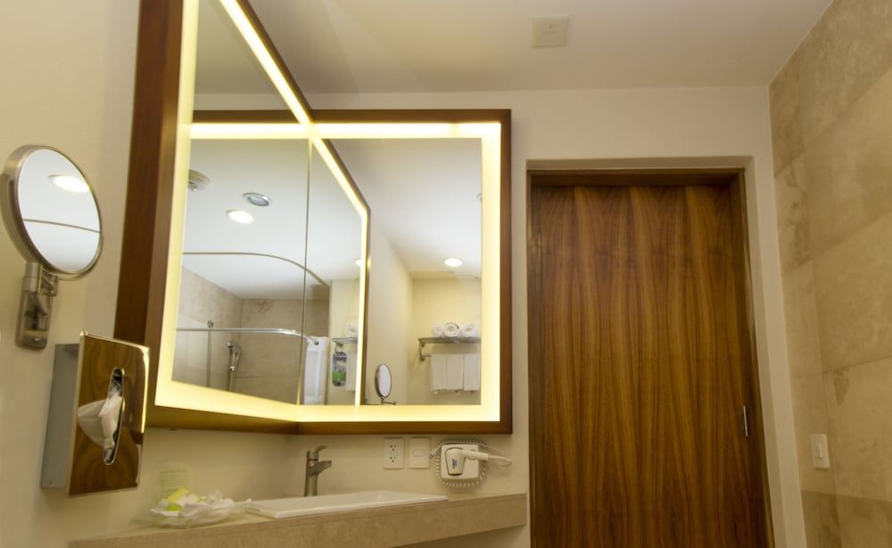 Holiday Inn HUATULCO by IHG 2