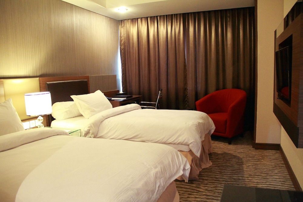 Grand Central Hotel Pekanbaru 2