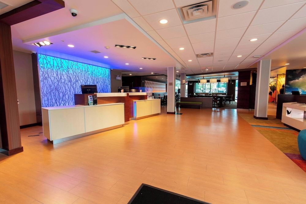Fairfield Inn & Suites by Marriott Atlanta Woodstock 2