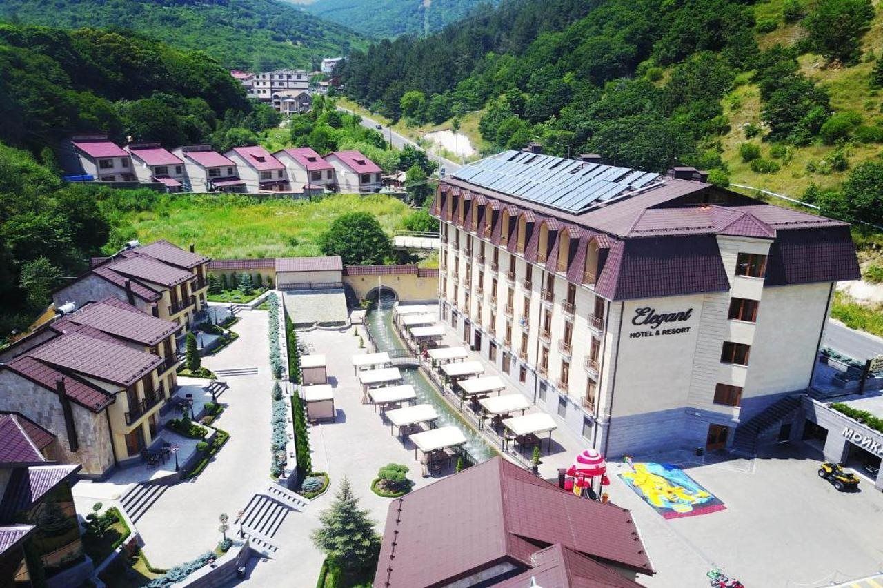 Elegant Hotel & Resort 2