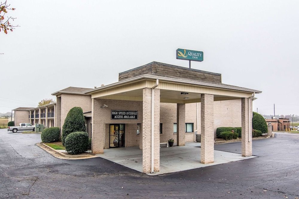 Quality Inn Oakwood - Gainesville 1