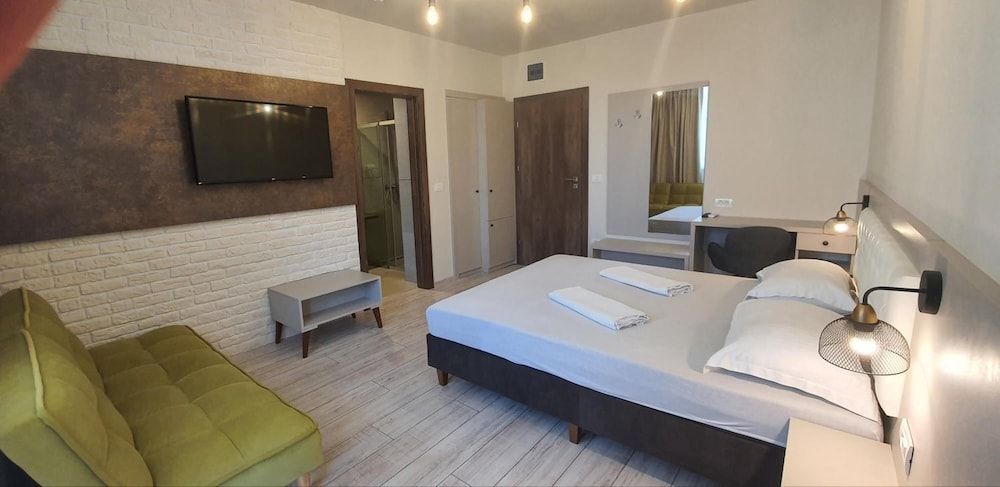 XO Residence 2