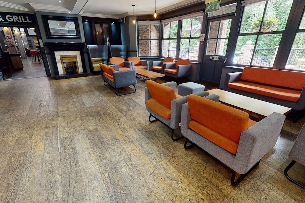 Village Hotel Liverpool 2