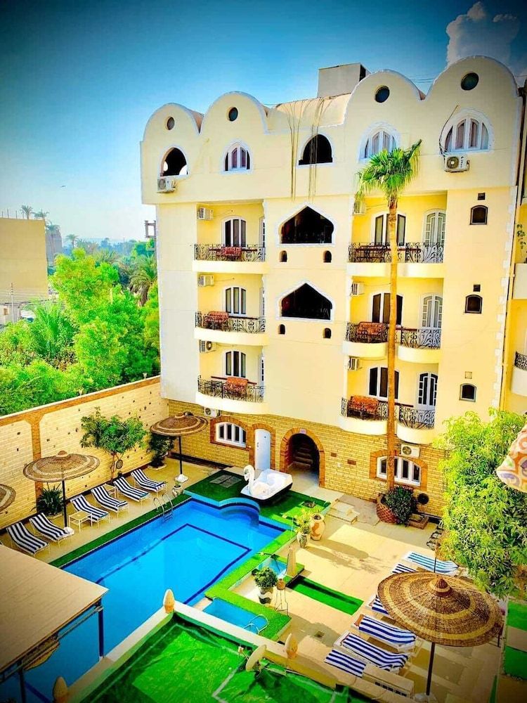 Nile Valley Hotel 1