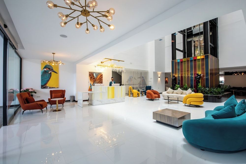 Kingfisher Nest Hotel Suites-Westlands, Near Sarit Center 1