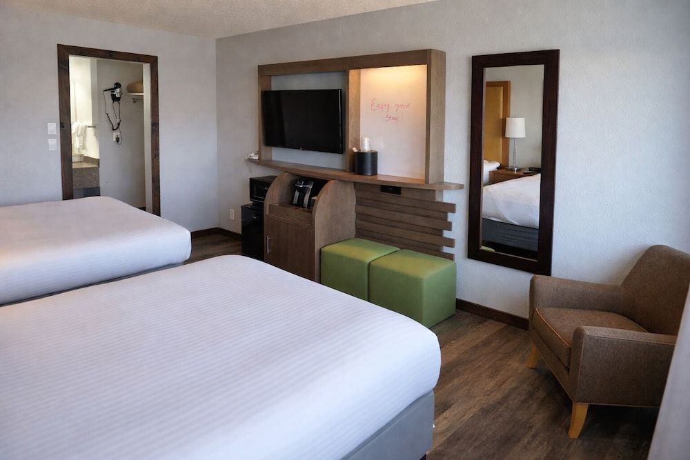 The Dalles Inn 1