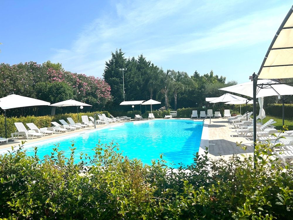 Hotel Park Village 1
