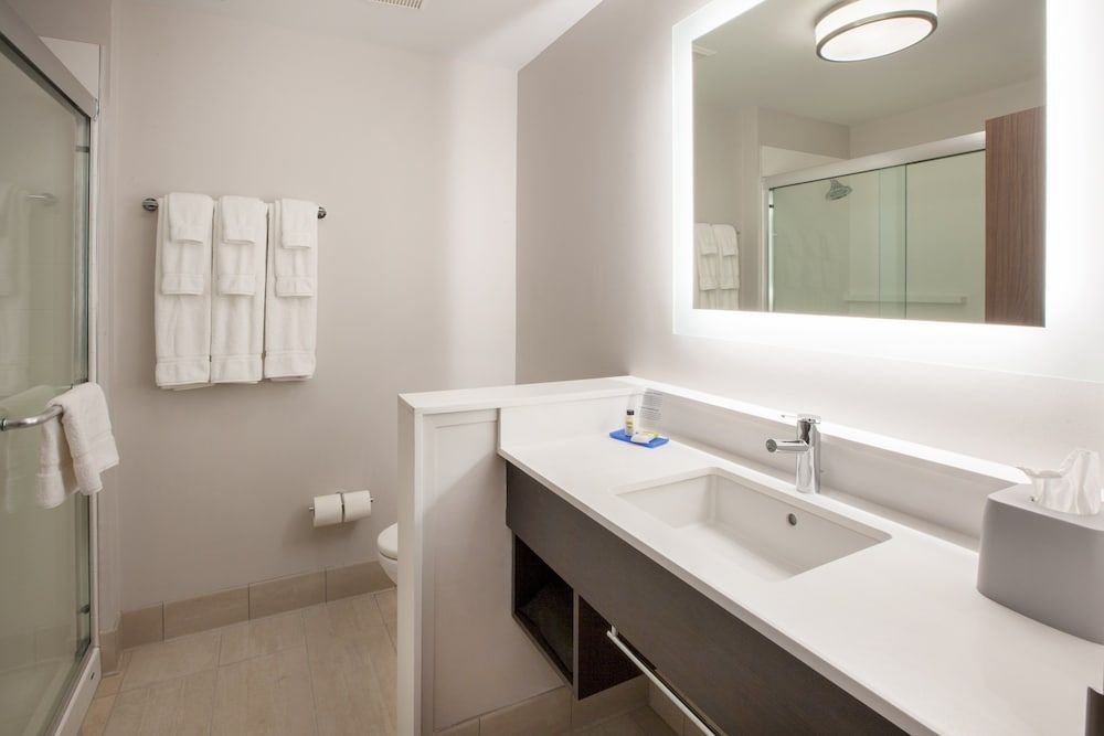 Holiday Inn Express - NYC Brooklyn - Sunset Park by IHG 2