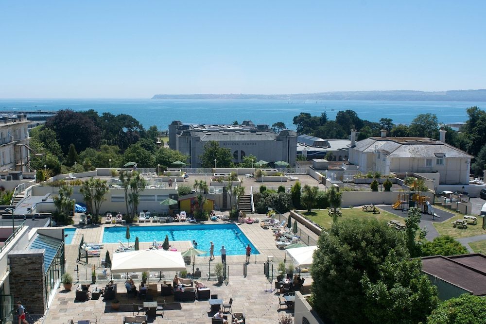 TLH Carlton Hotel - TLH Leisure, Entertainment and Spa Resort 1