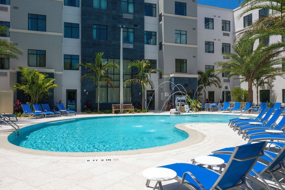 Staybridge Suites NAPLES - MARCO ISLAND by IHG 1