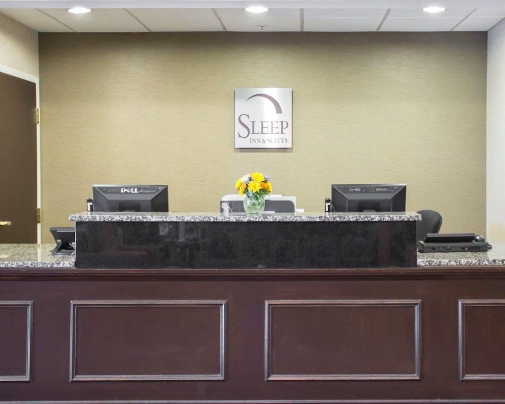 Sleep Inn & Suites Smithfield near I-95 1