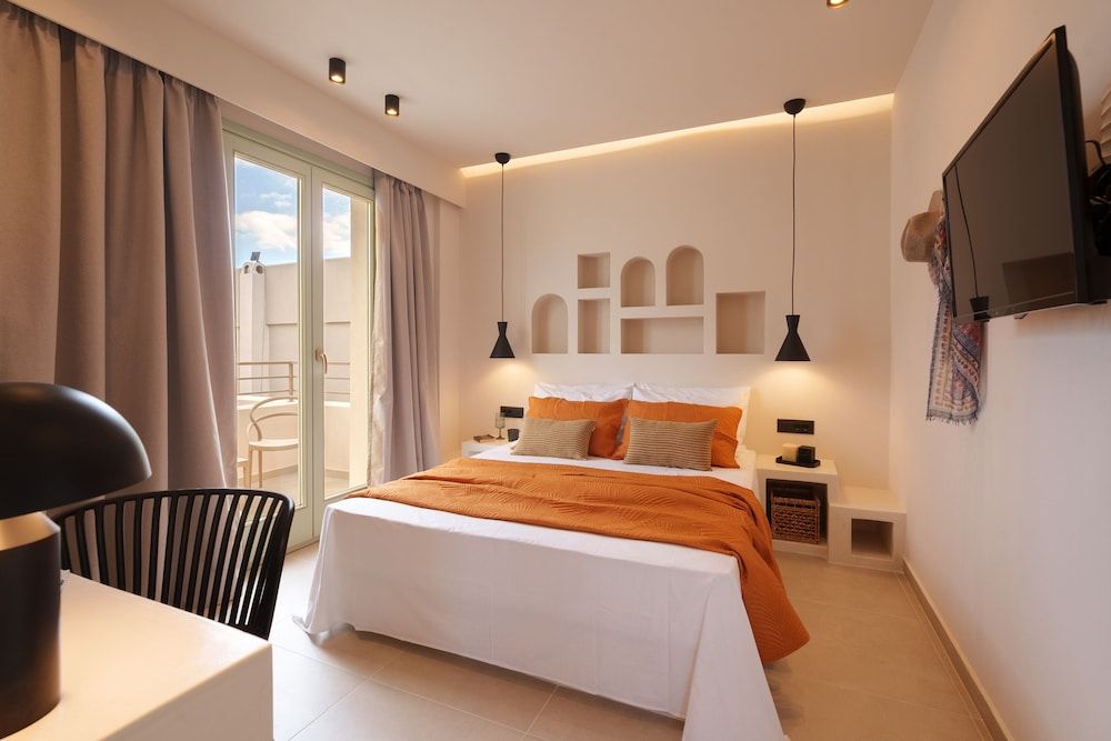 Sugarwhite Suites 2