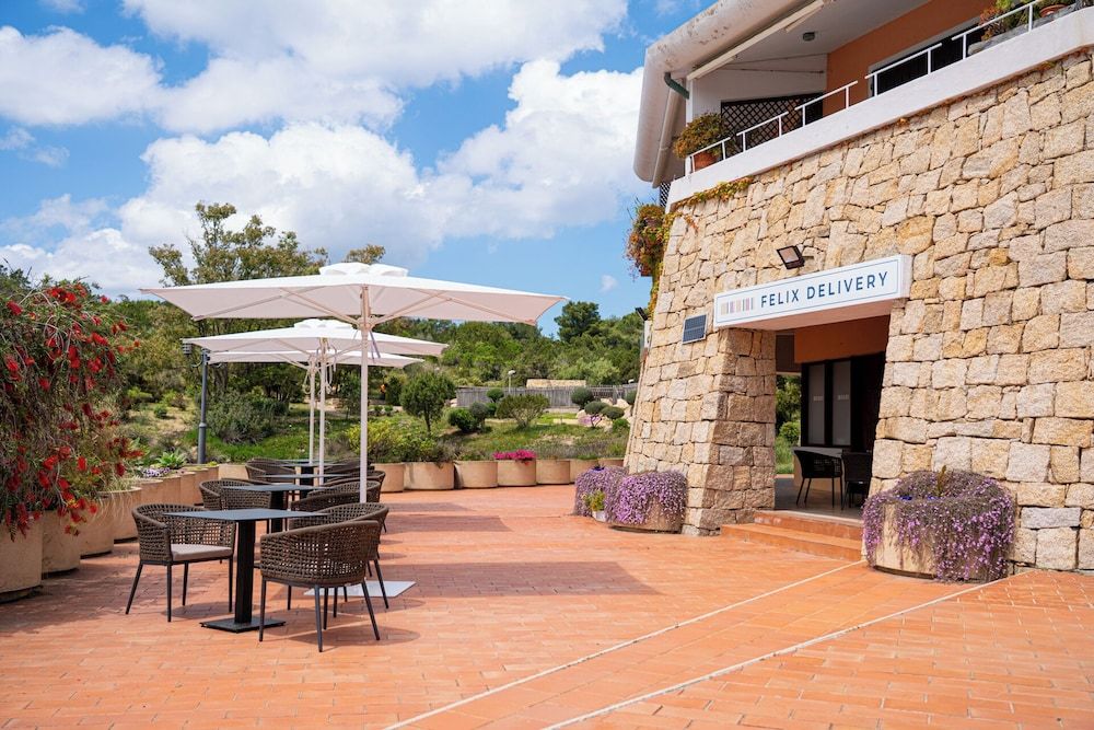 Felix Hotels - Residence Hotel Costa Serena 2