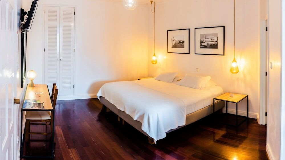 Comercial Boutique Guest House 1