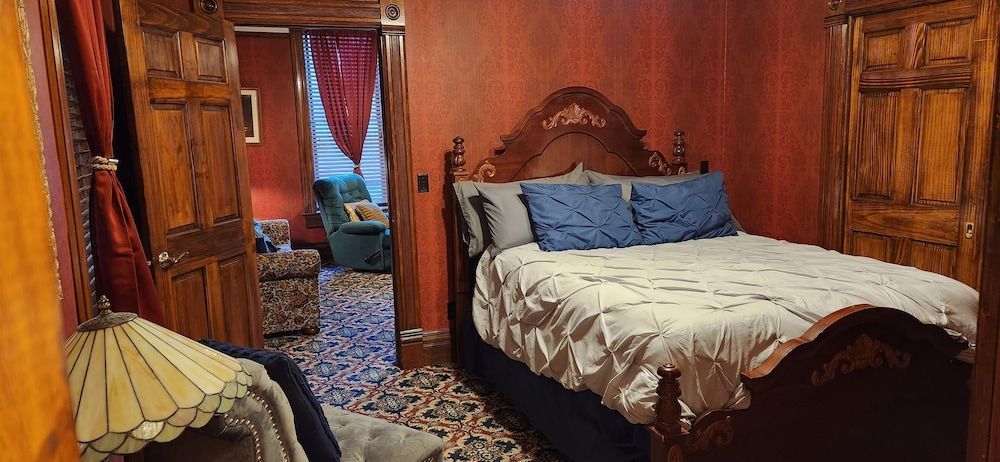 The Stampmill Victorian Suites 1