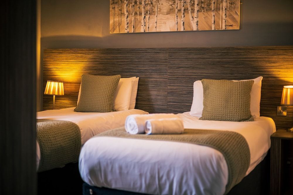 Three Horseshoes Inn 2