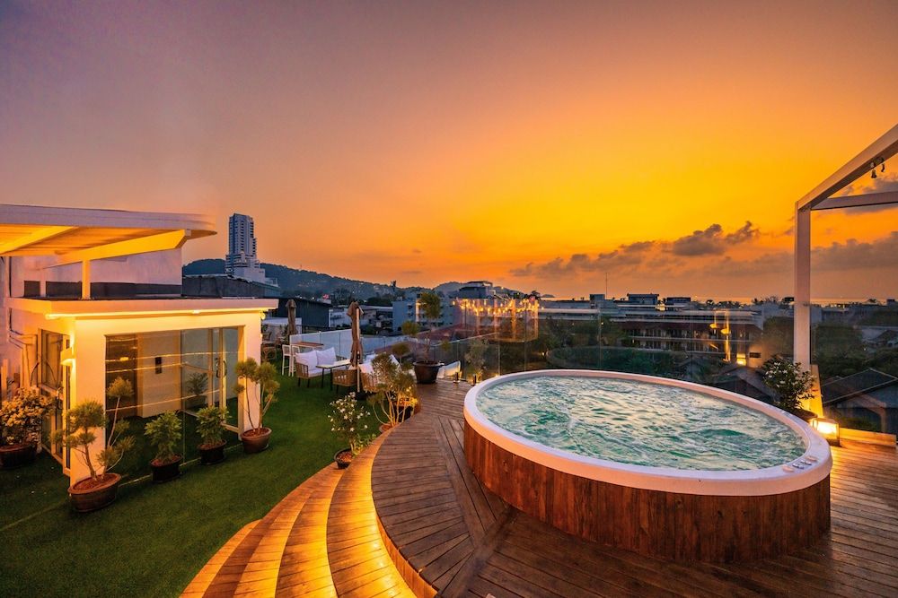 La Vista Patong Hotel 1