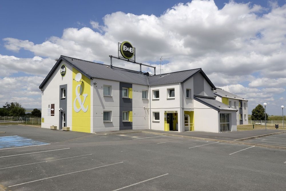 B&B HOTEL Bourges 2 1