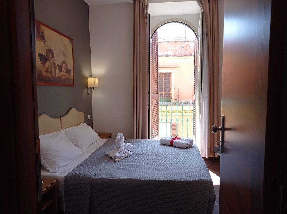 Romalive Hotel 1