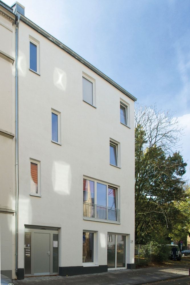 Apartment11 Wartburg 1