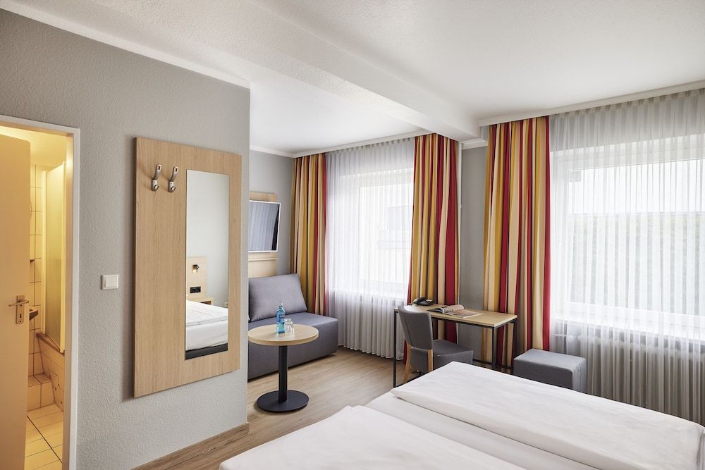 Hotel Central Hamburg 1