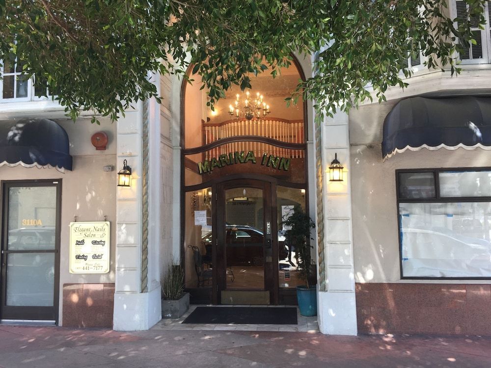 Marina Inn 1