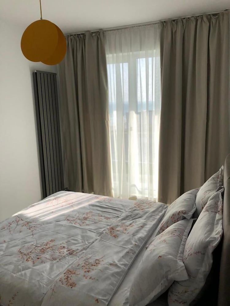 Mamaia Alezzi 2