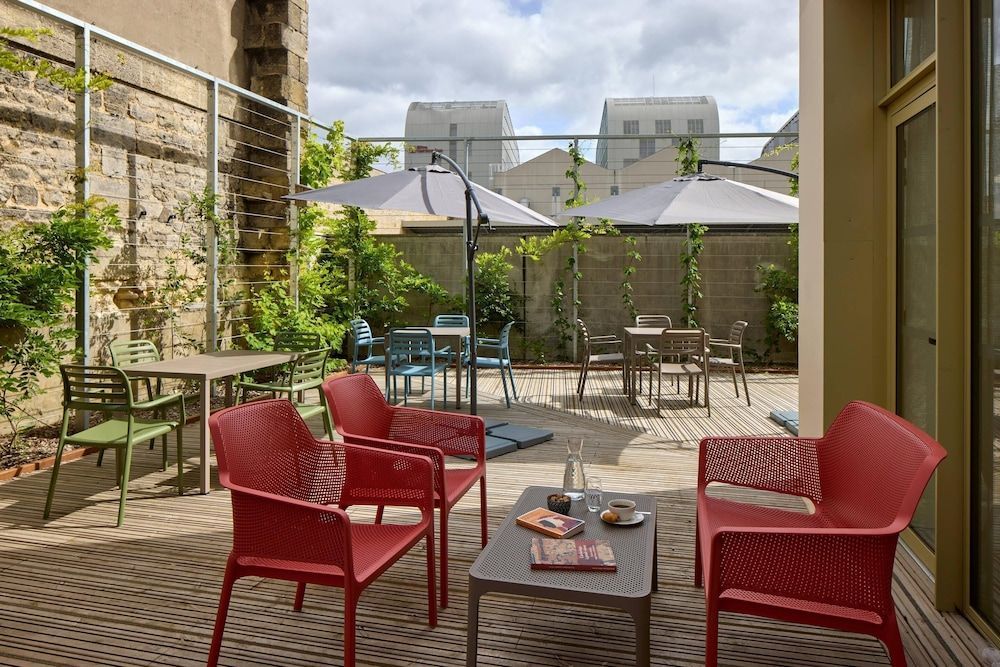 Zenitude Hôtel-Résidences Bordeaux Saint-Jean 1