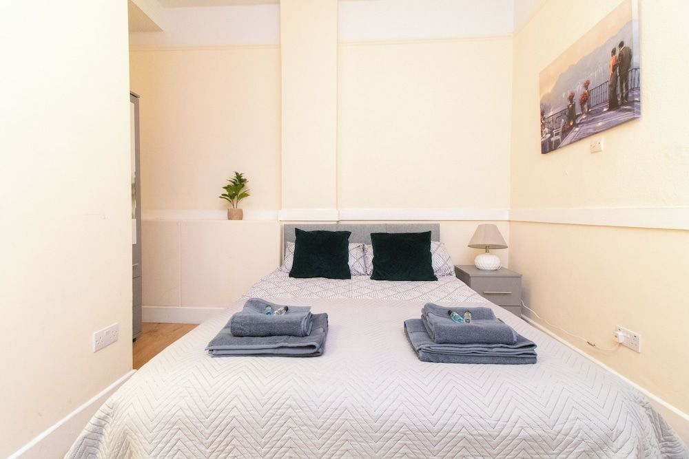 Thornbury Guest House Room 3 2