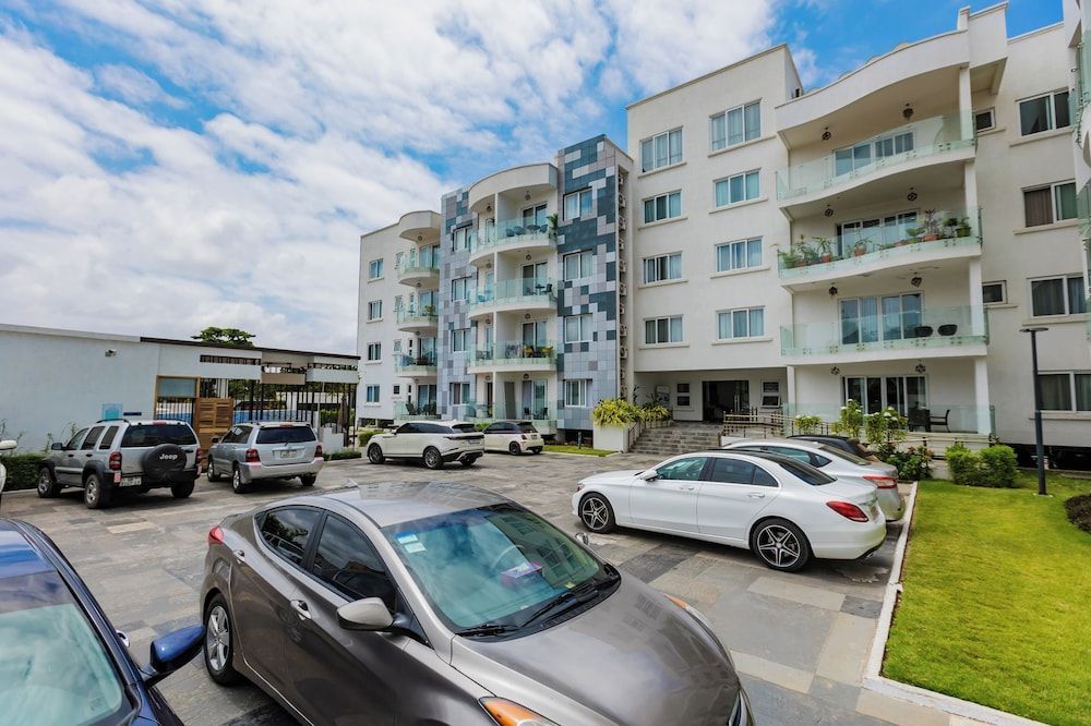 Accra Fine Suites-Henrietta's Residences 1