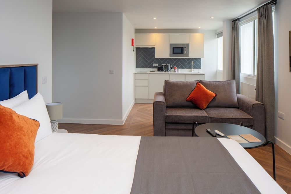 Station Suites Aparthotel 1