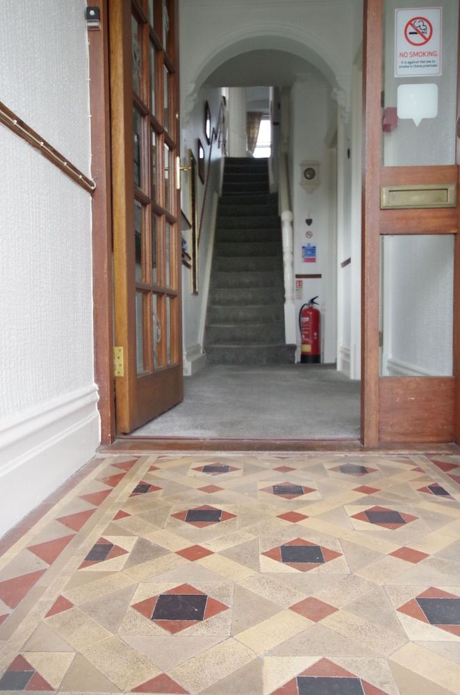 Brook House ― Free on-site car park 2