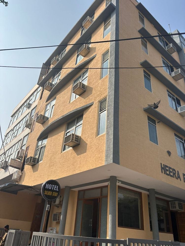 Hotel Silver Stay 04 1