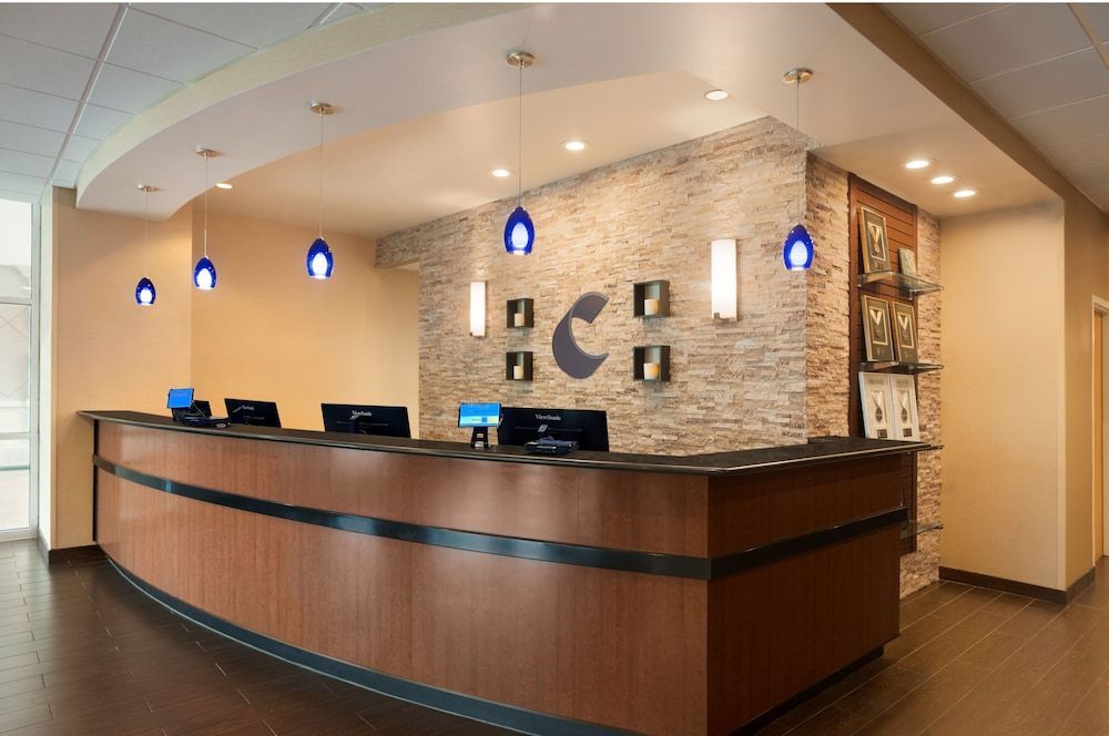 Comfort Inn & Suites Presidential 2