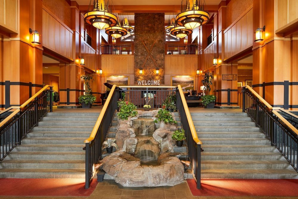 The Steamboat Grand 2