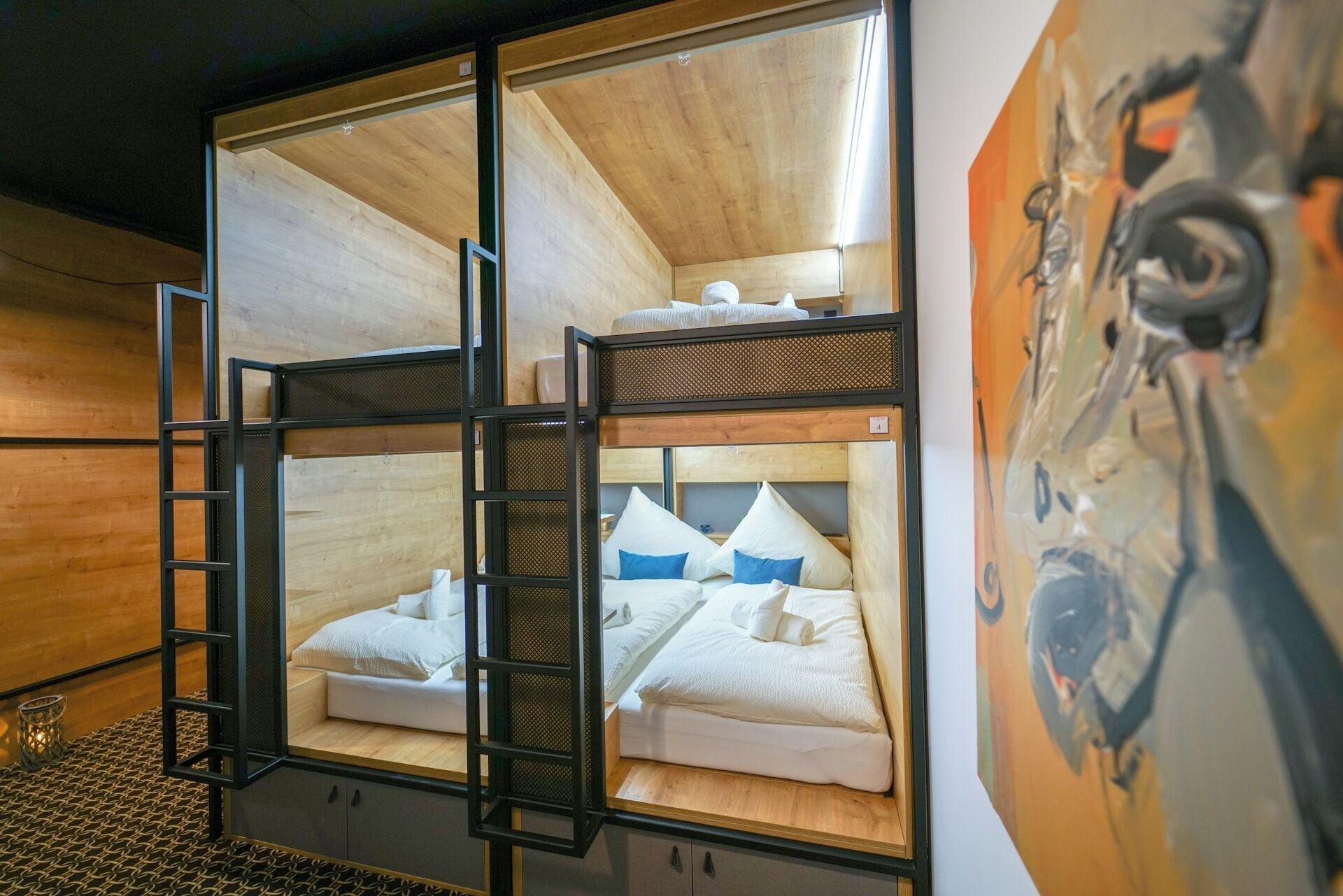 Chors Like A Hotel | Capsule & Nft Boutique Host 1