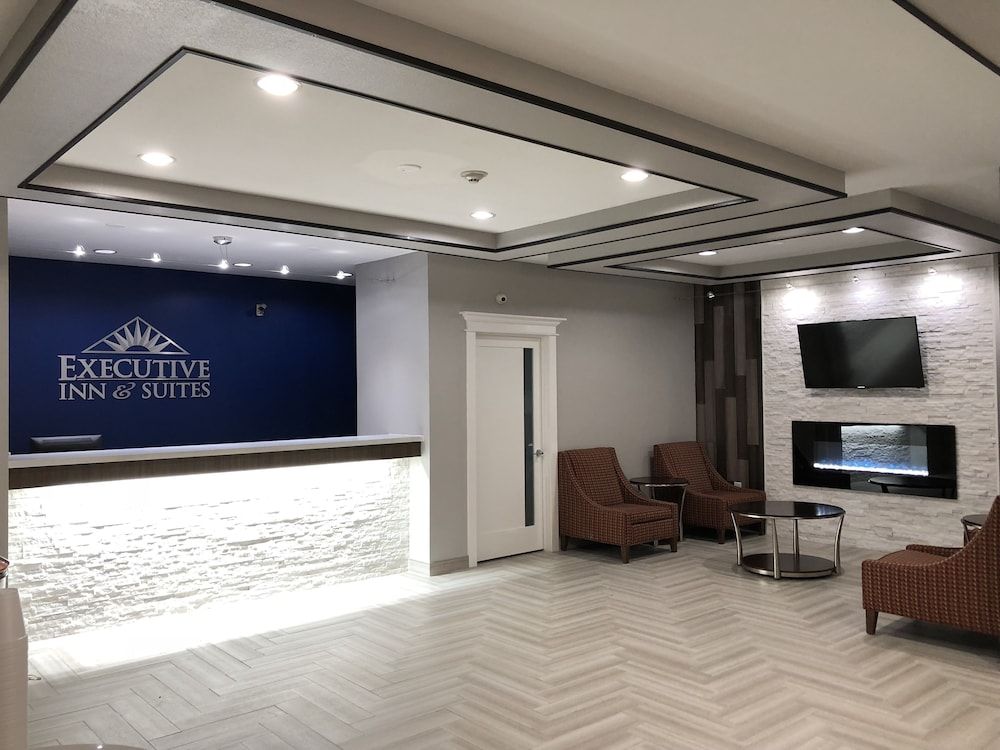 Executive Inn and Suites Joaquin 1