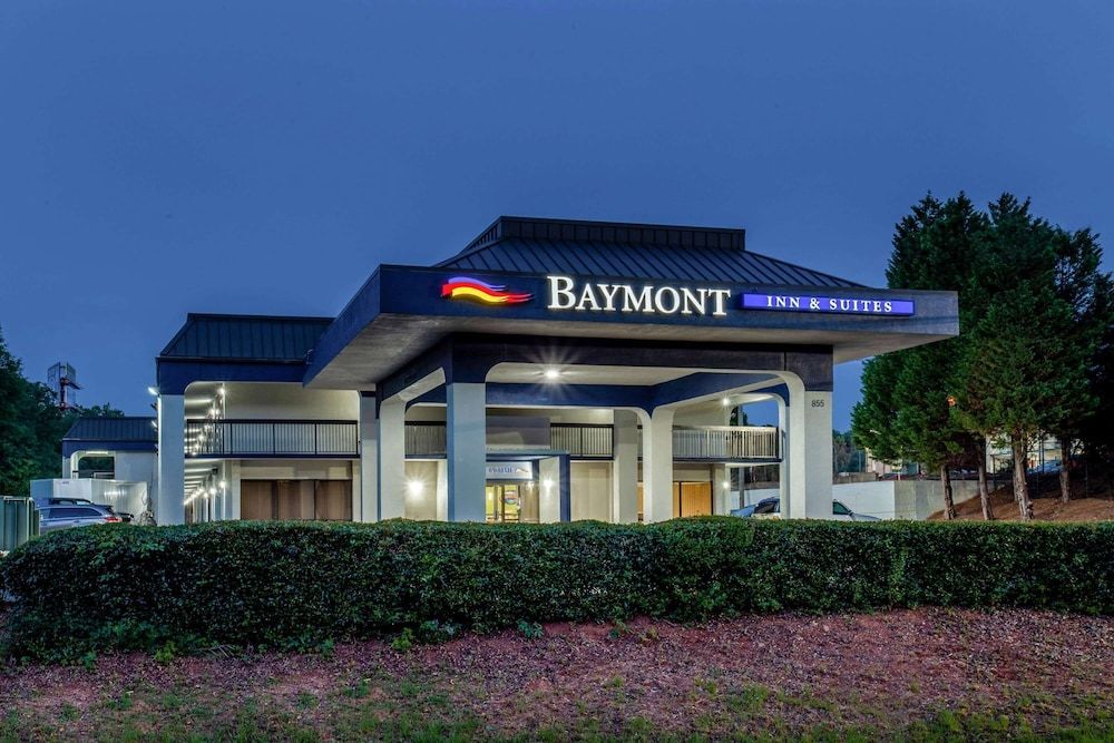 Baymont by Wyndham McDonough 1