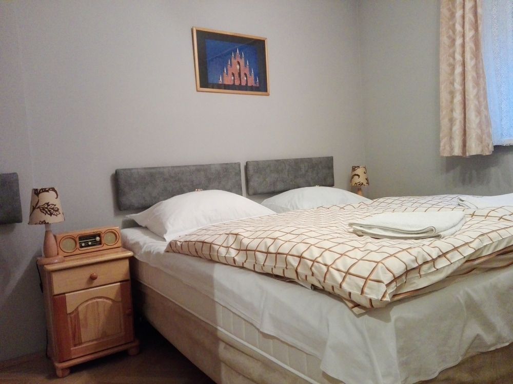 Cybulskiego Guest Rooms 2