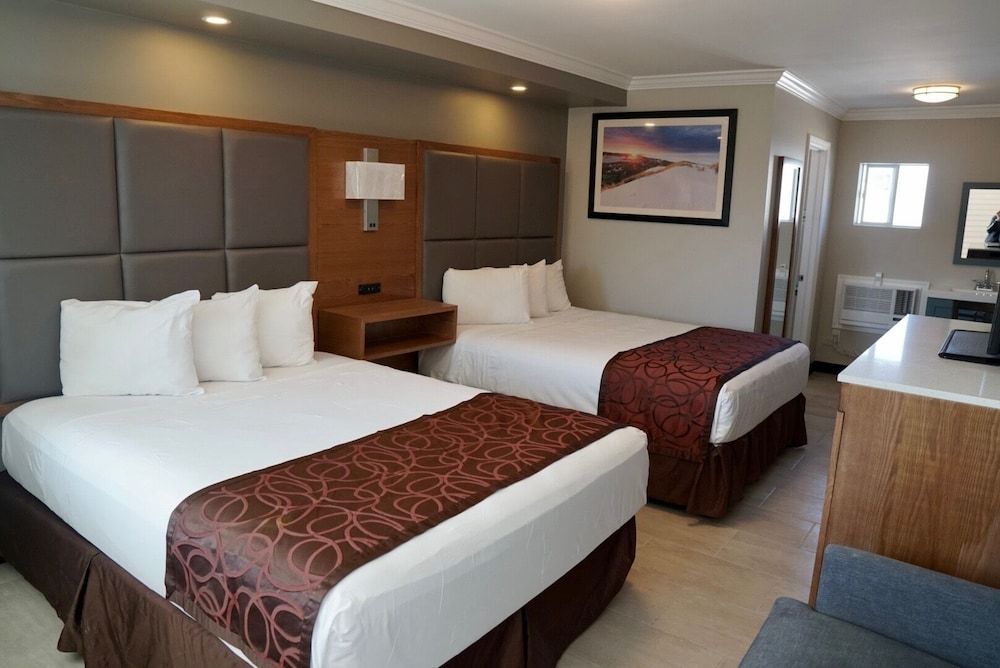 Coastal Sands Inn 2